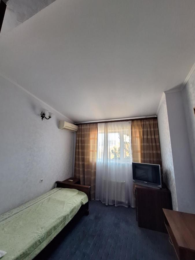 Барселона Hotel Mizikevycha Exterior photo